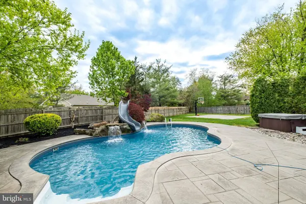 414 ASPEN CT, Medford, NJ 08055