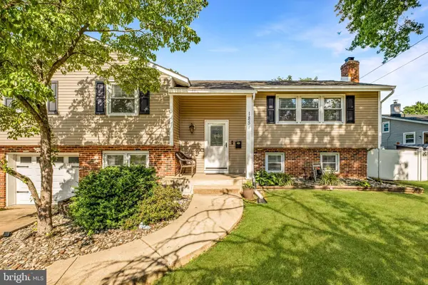 185 RAMBLEWOOD PKWY