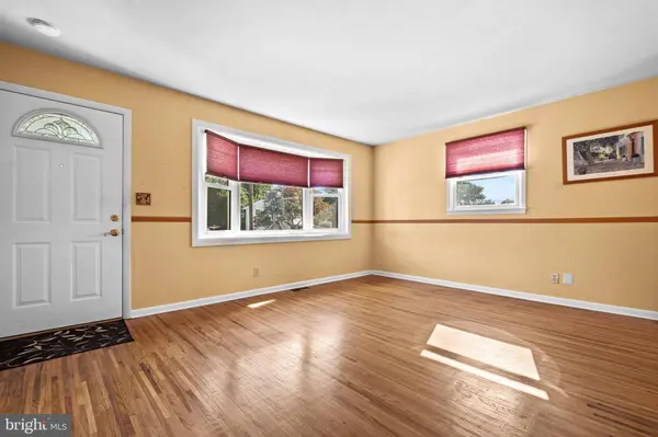3 GLENWOOD RD, Lumberton, NJ 08048