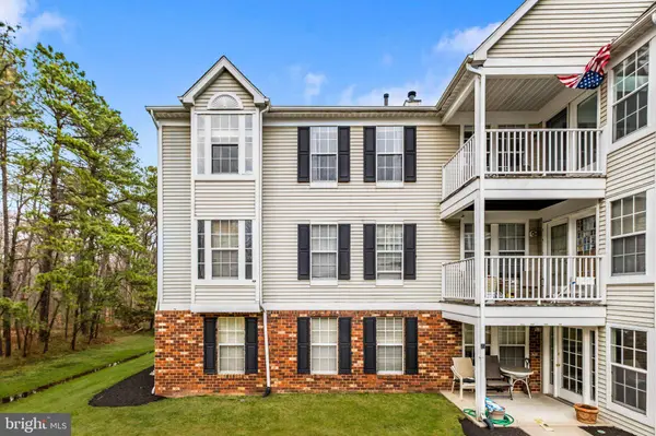 35 INVERNESS CIR, Marlton, NJ 08053