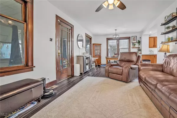 1568 Wildon AVE, Akron, OH 44306