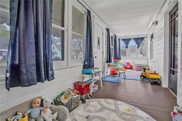 1568 Wildon AVE, Akron, OH 44306