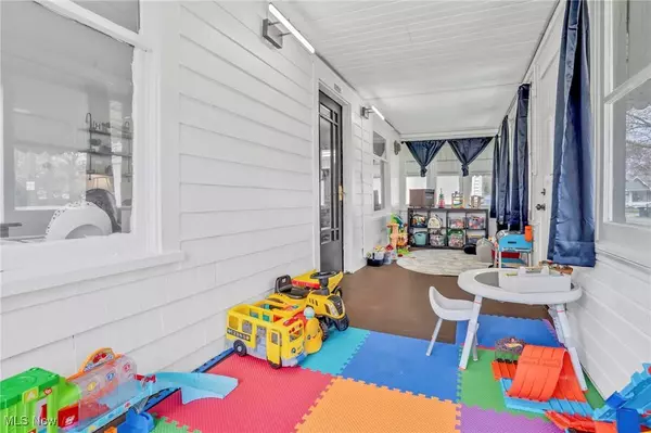 1568 Wildon AVE, Akron, OH 44306