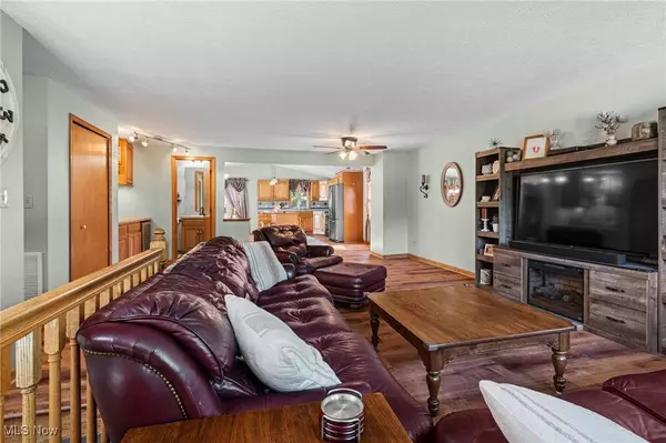 2835 Cynthia DR, Medina, OH 44256