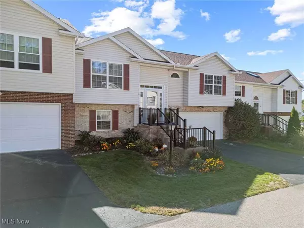 64 River Ridge LN, Munroe Falls, OH 44262