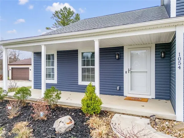 1054 East AVE, Tallmadge, OH 44278