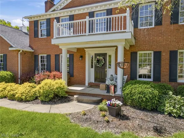4756 Fox Run DR, Stow, OH 44224