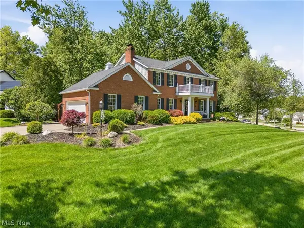 4756 Fox Run DR, Stow, OH 44224