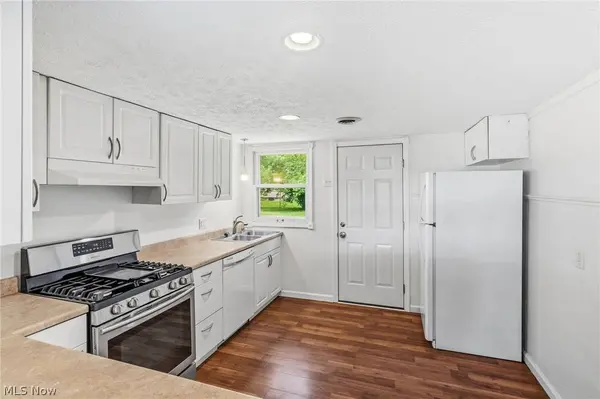 934 Meadowbrook AVE, Alliance, OH 44601
