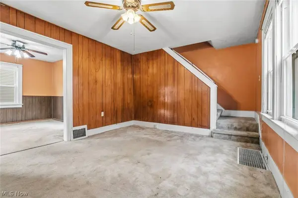 3946 Eleanor ST, Mogadore, OH 44260