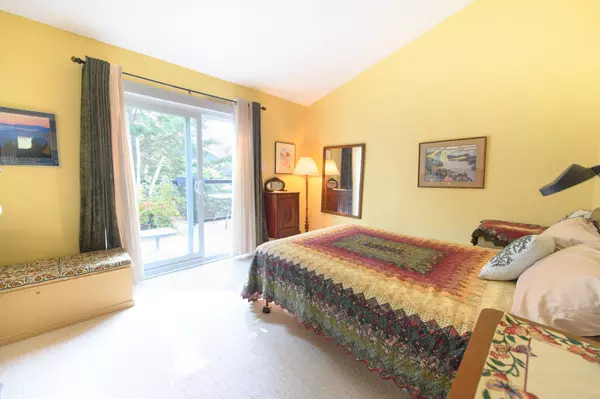 145 Fairway CRES #51, Collingwood, ON L9Y 5B4