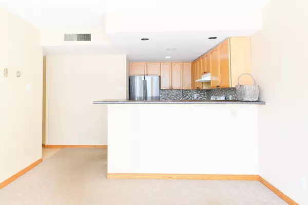 24 Ramblings WAY #305, Collingwood, ON L9Y 5S7