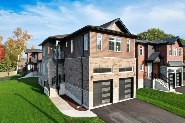 45 Joanne CRES, Wasaga Beach, ON L9Z 2N9