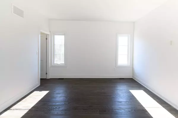 289 RAMBLEWOOD DR, Wasaga Beach, ON L9Z 2N9