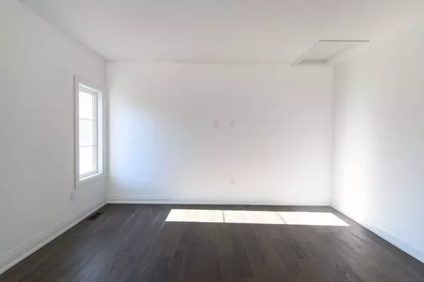 289 RAMBLEWOOD DR, Wasaga Beach, ON L9Z 2N9