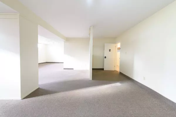 339 Hume ST, Collingwood, ON L9Y 1W4