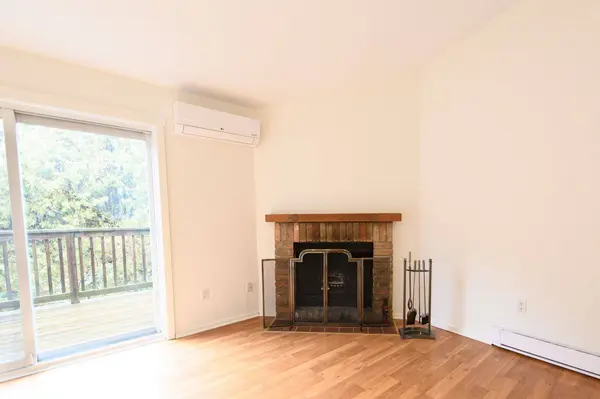 17 Harbour ST W #227, Collingwood, ON L9Y 5B4