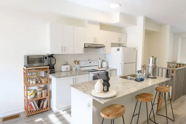 14 Winters CRES, Collingwood, ON L9Y 5T1