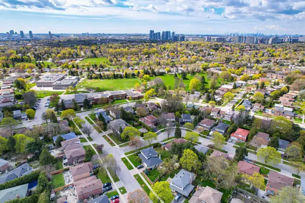 85 Shellamwood TRL, Toronto E07, ON M1S 2M9