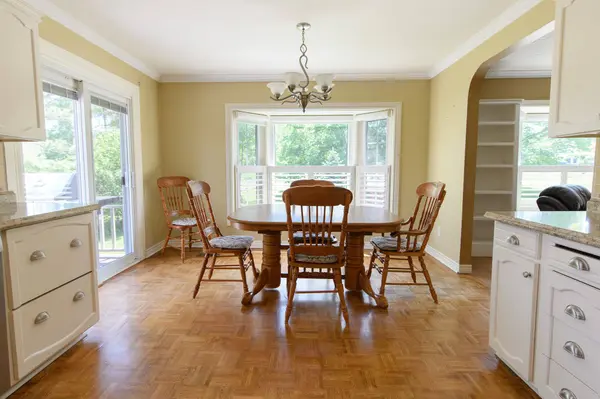38 Station ST, Clearview, ON L0M 1L0