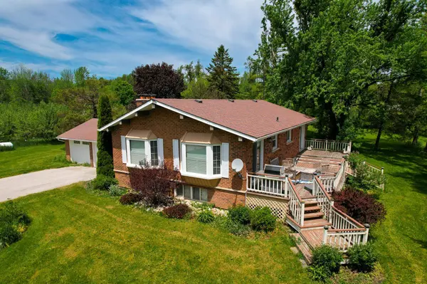 38 Station ST, Clearview, ON L0M 1L0