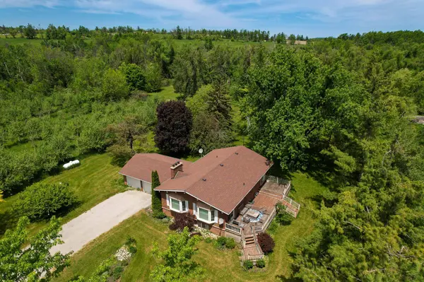 38 Station ST, Clearview, ON L0M 1L0