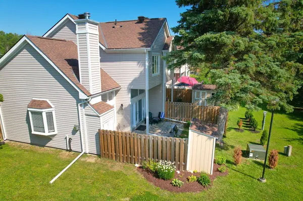 173 Vacation Inn DR, Collingwood, ON L9Y 5G4