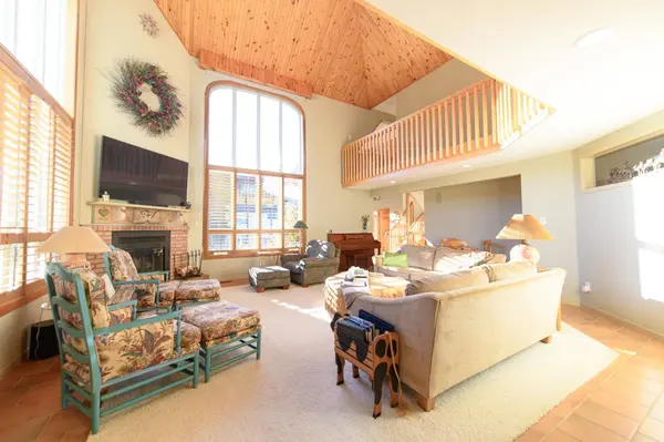 150 Wyandot CT, Blue Mountains, ON L9Y 0S4