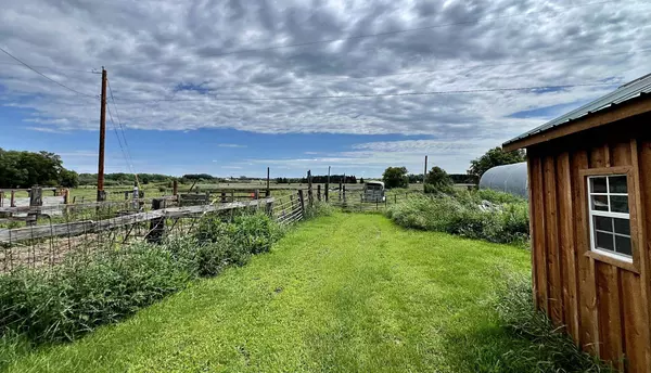 49892 285th AVE, Staples, MN 56479