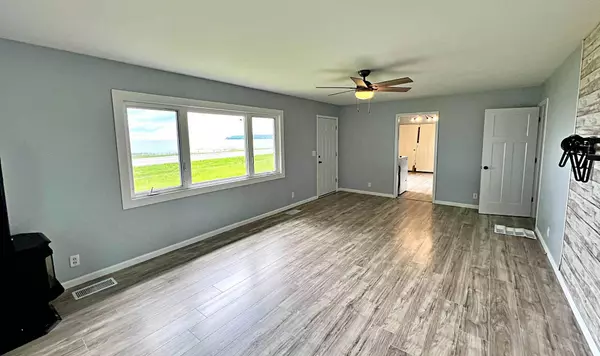 7165 US Highway 169, Garrison, MN 56450