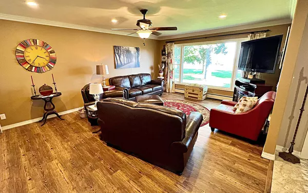 9699 US Hwy 169, Garrison, MN 56450