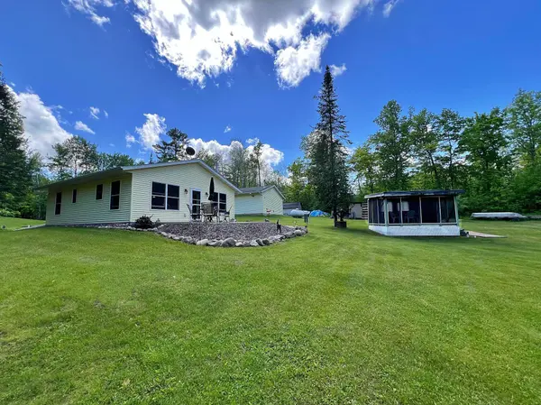27462 Cuyuna TRL, Aitkin, MN 56431