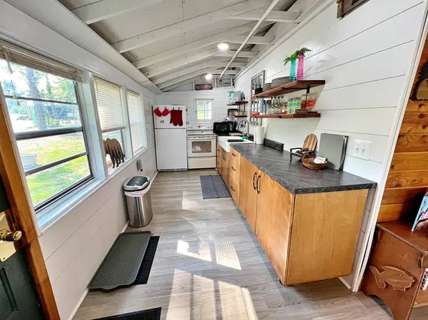 22835 Osprey RD, Deerwood, MN 56444