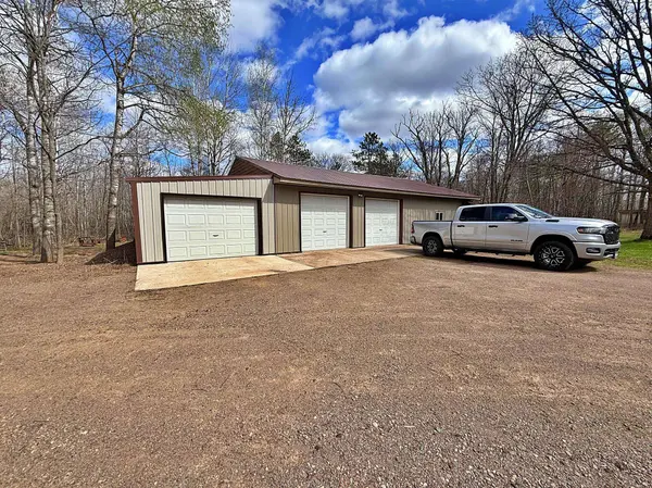 25929 Groningen RD, Sandstone, MN 55072