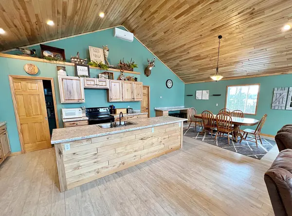 18817 Sucker Lake RD, Nashwauk, MN 55769