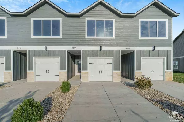 5729 Goheen DR, Manhattan, KS 66503