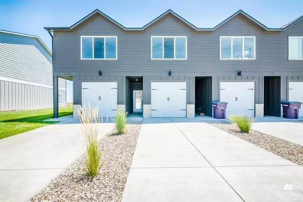 5803 Goheen DR, Manhattan, KS 66503