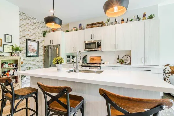 3010 Fieldhouse CIR #Unit 109, Manhattan, KS 66503