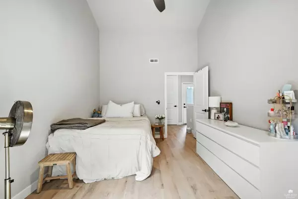 900-910 N 4th ST, Manhattan, KS 66502