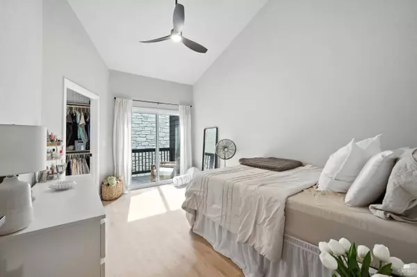 900-910 N 4th ST, Manhattan, KS 66502