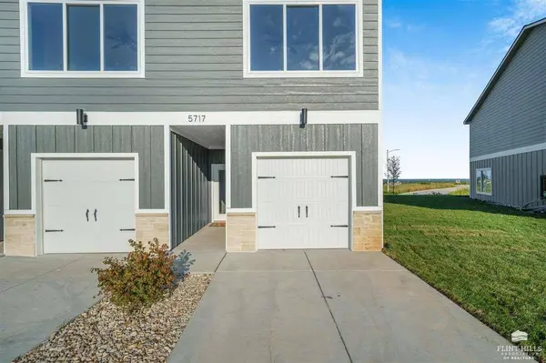 5725 Goheen DR, Manhattan, KS 66503