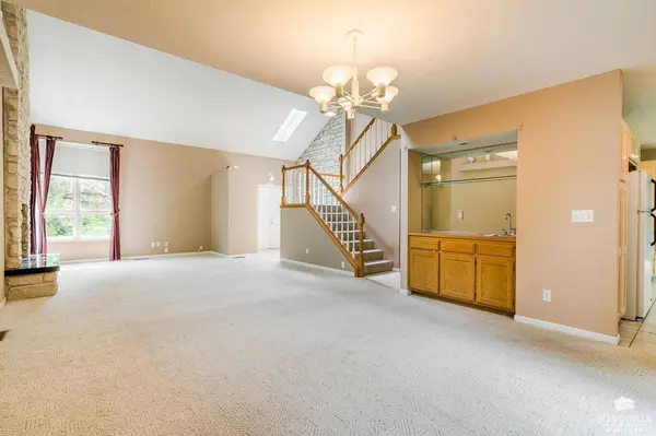 2020 Rockhill CIR, Manhattan, KS 66502