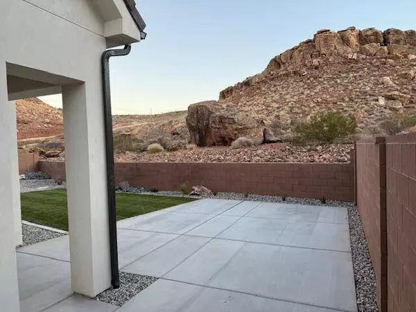 4162 E EL CAPITAN Way, St George, UT 84790