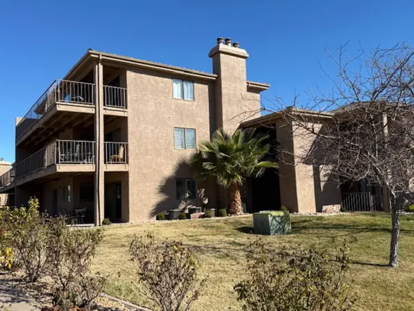 860 S VILLAGE RD #Y-7, St George, UT 84770