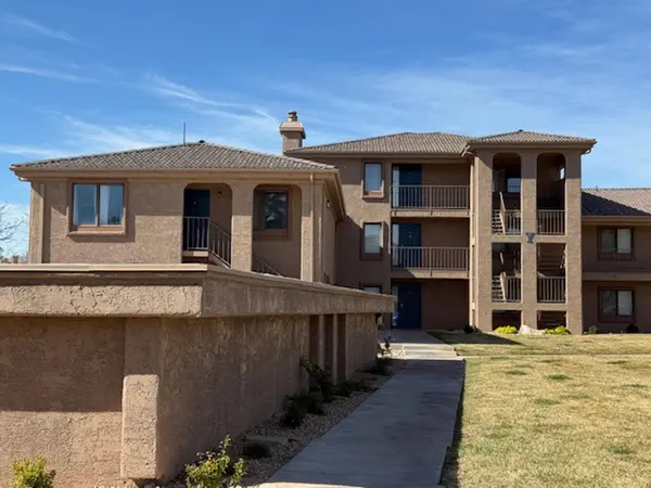 860 S VILLAGE RD #Y-7, St George, UT 84770