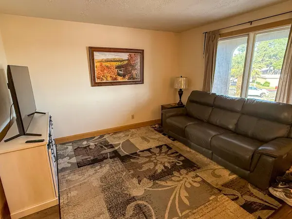 860 S VILLAGE RD #Y-7, St George, UT 84770