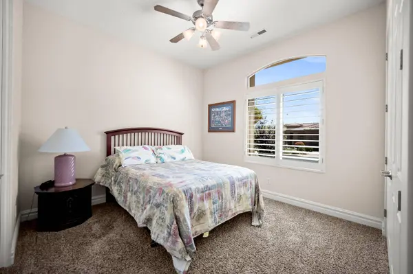 2640 W DESERT SPRINGS RD, St George, UT 84770