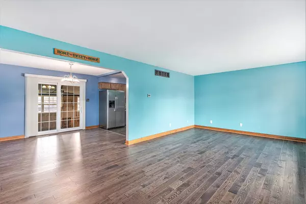 2889 Carmen ST, Portage, IN 46368