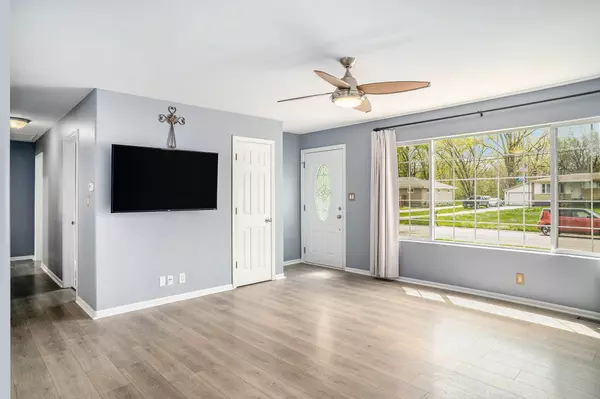 316 W 67th AVE, Schererville, IN 46375