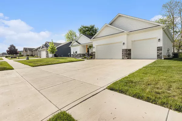 6886 Ava AVE, Portage, IN 46368